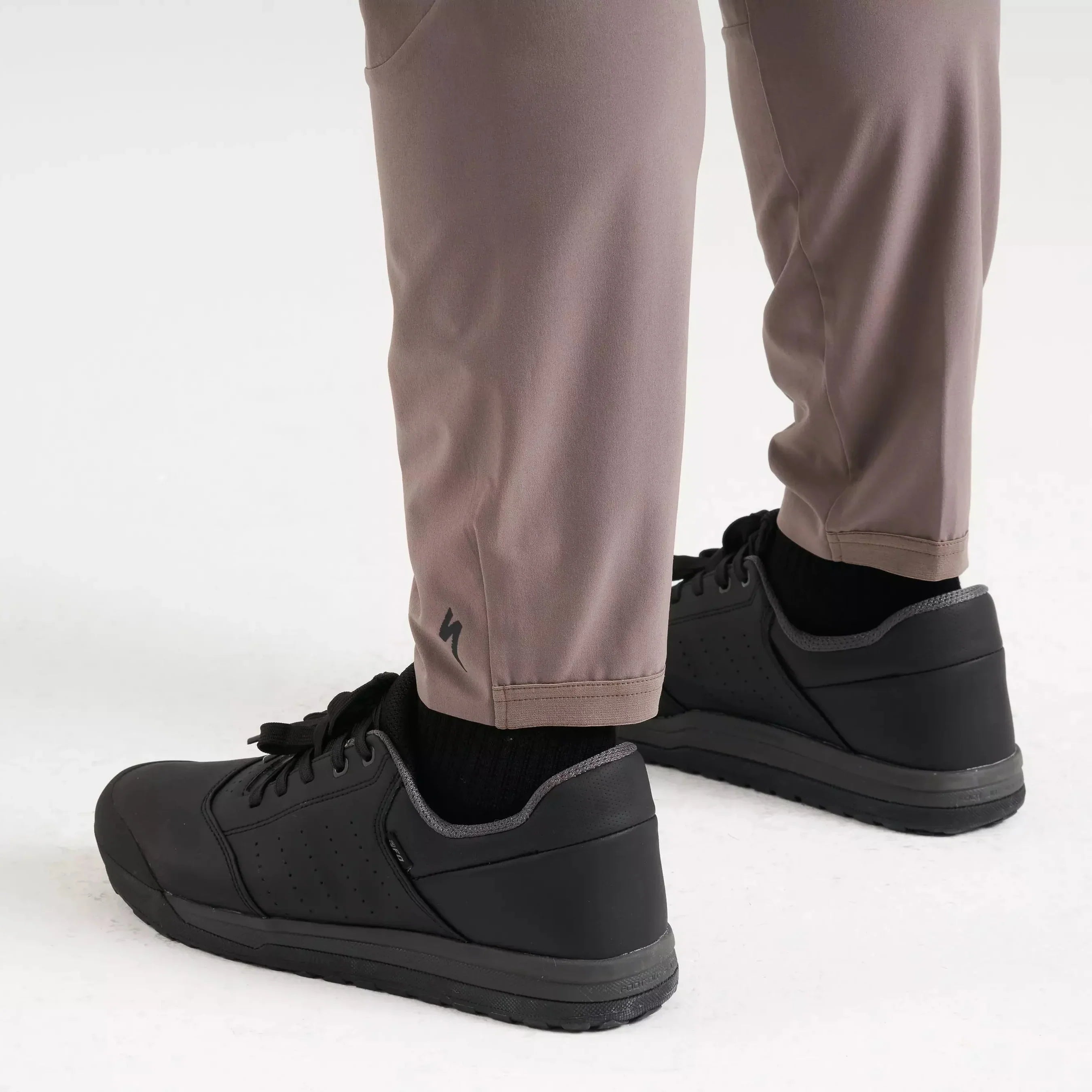 Specialized M Traction Cycling Pant Cycling Apparel - Mens - BMX and DH Pant Specialized