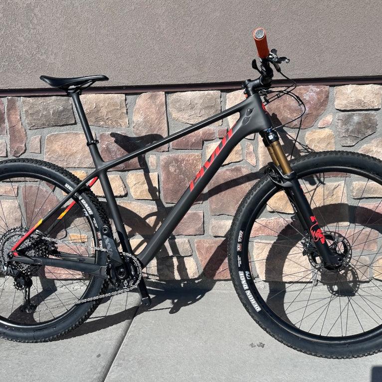 USED - Pivot Les SL - Team XTR - XL Bicycle - Mountain - Hardtail Pivot Cycles