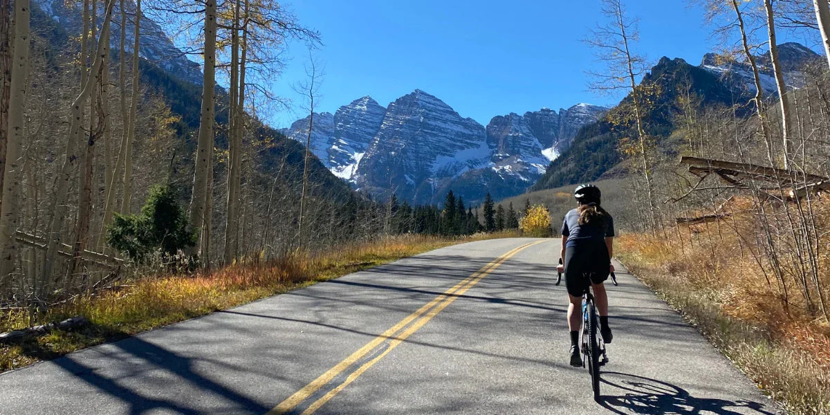 biking to the maroon bells in aspen co
