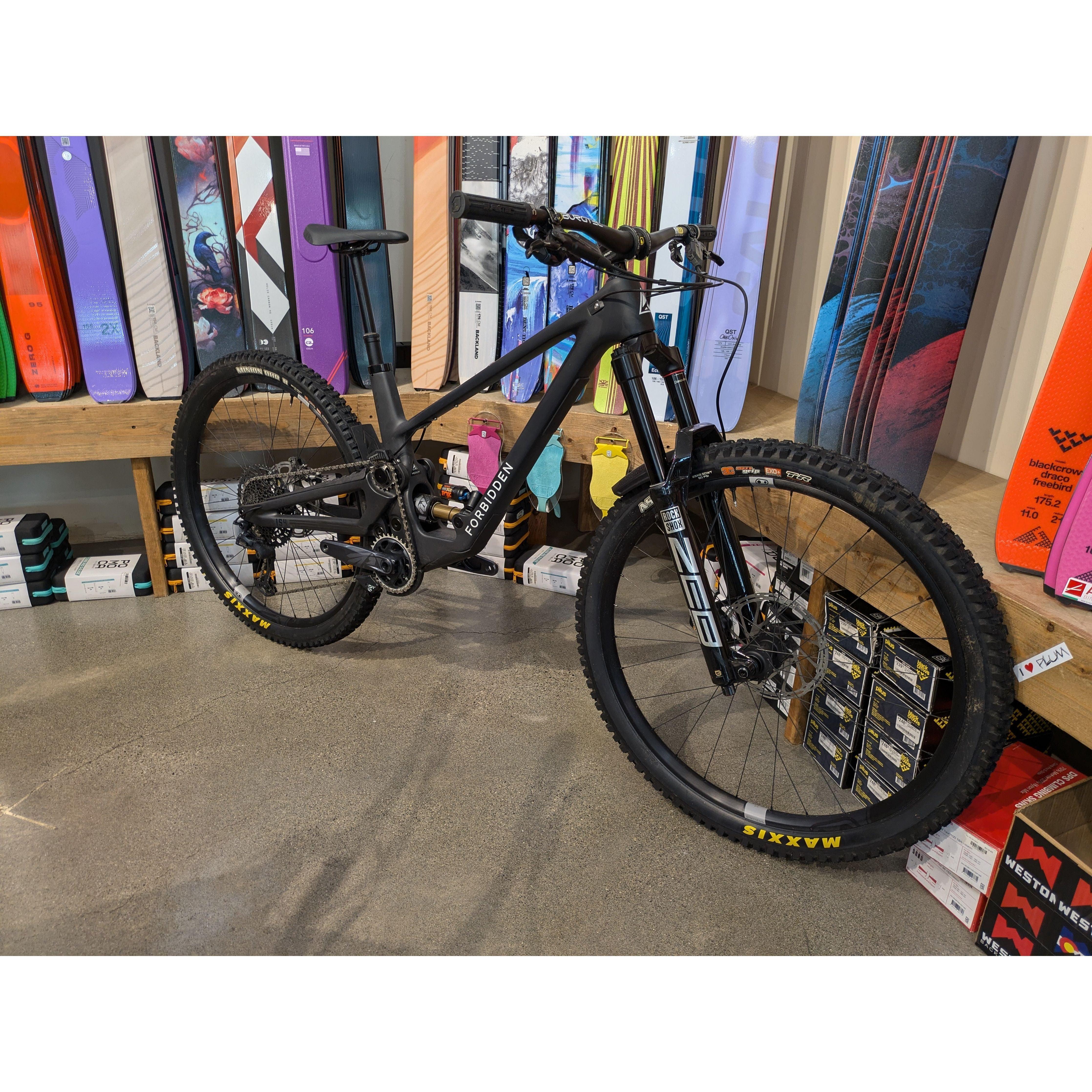 Winter Bike Commuting Flowt Bikes Revelstoke Tern HSD S00 Electric