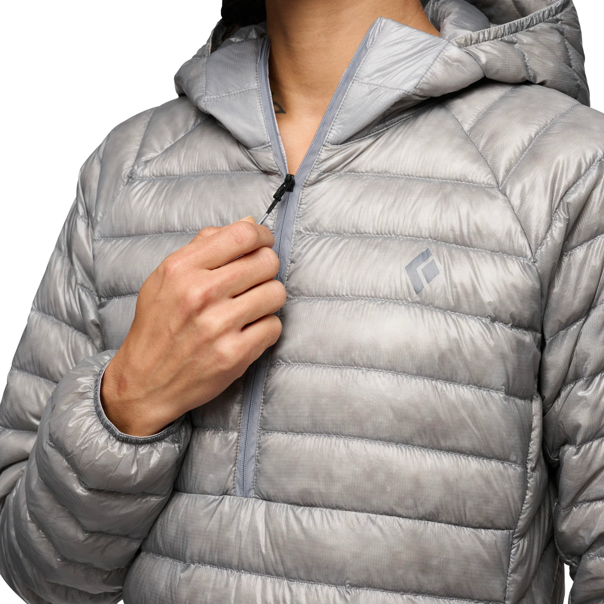 Black Diamond W Deploy Down 0.5 Pullover Hoody Winter Apparel - Winter Apparel Womens Insulated Top Black Diamond