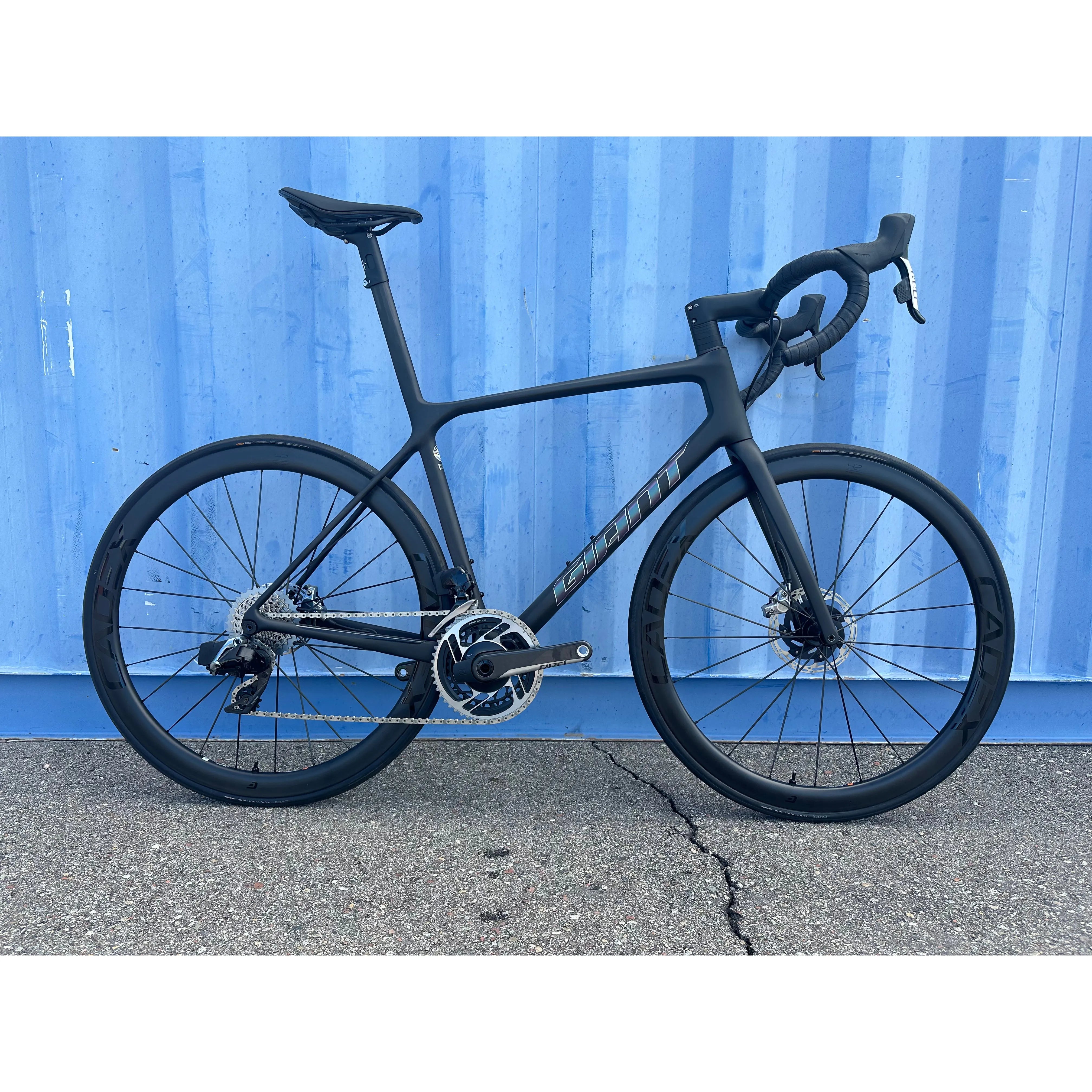 Giant TCR Advanced SL 0 Disc Red Road Bike 2022 Cripple Creek Backcountry