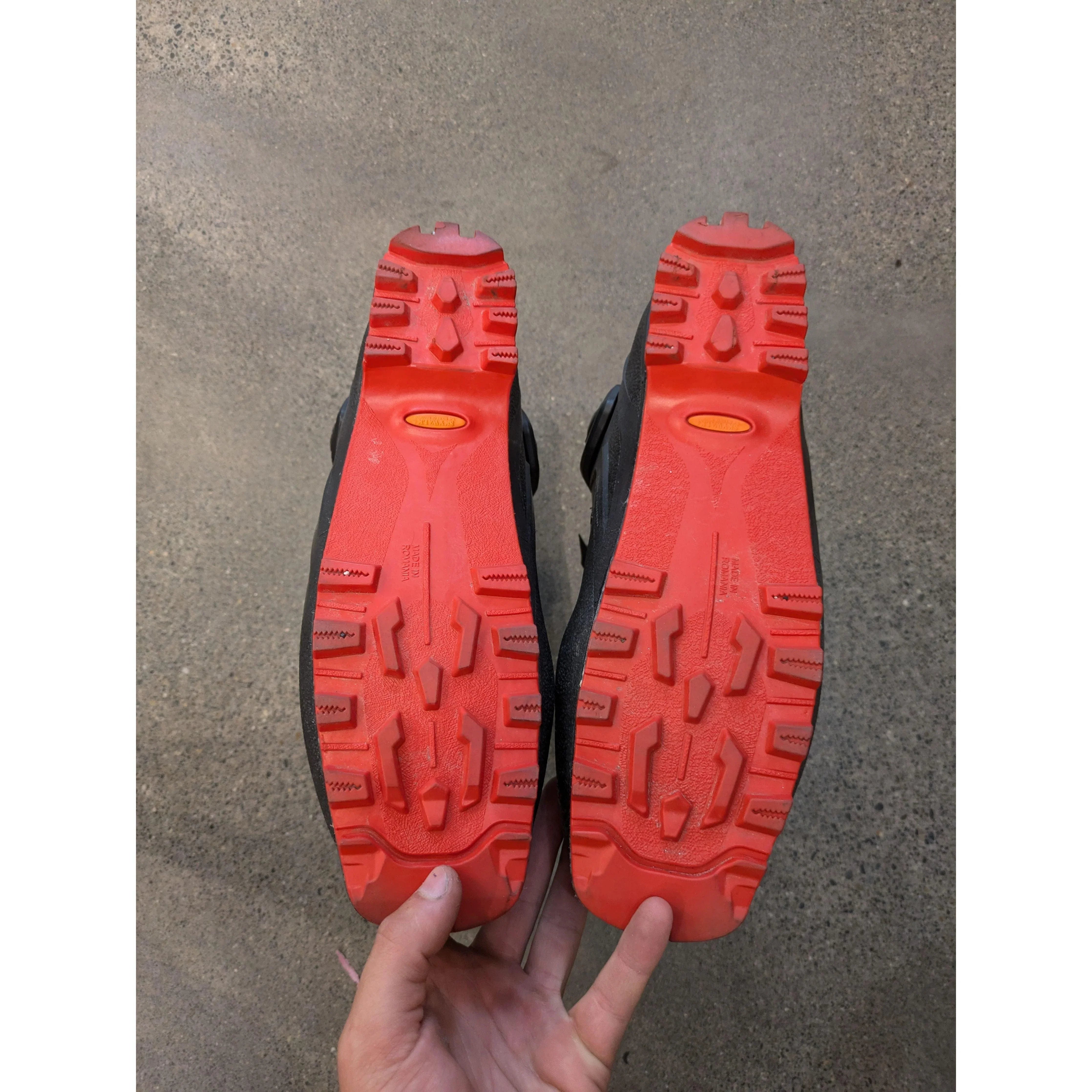 Atomic Backland Carbon UL 29.5 (Used) – Cripple Creek Backcountry