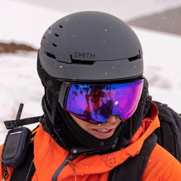ski smith helmet Vantage 2 Mips & Snowboard Alpinistas profile design with a durable hardshell exterior Small / Matte Black Smith