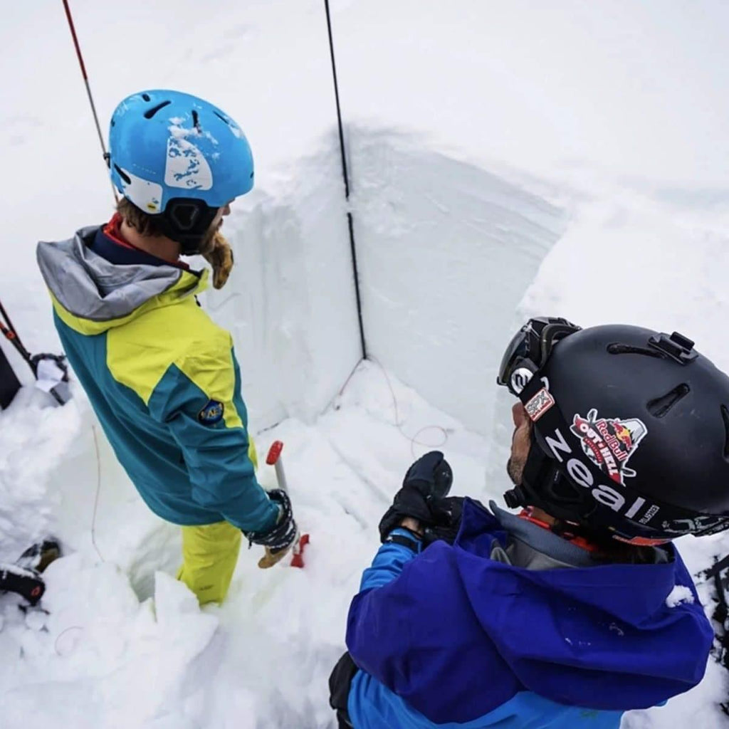Avalanche Safety Gear - What You Absolutely Need