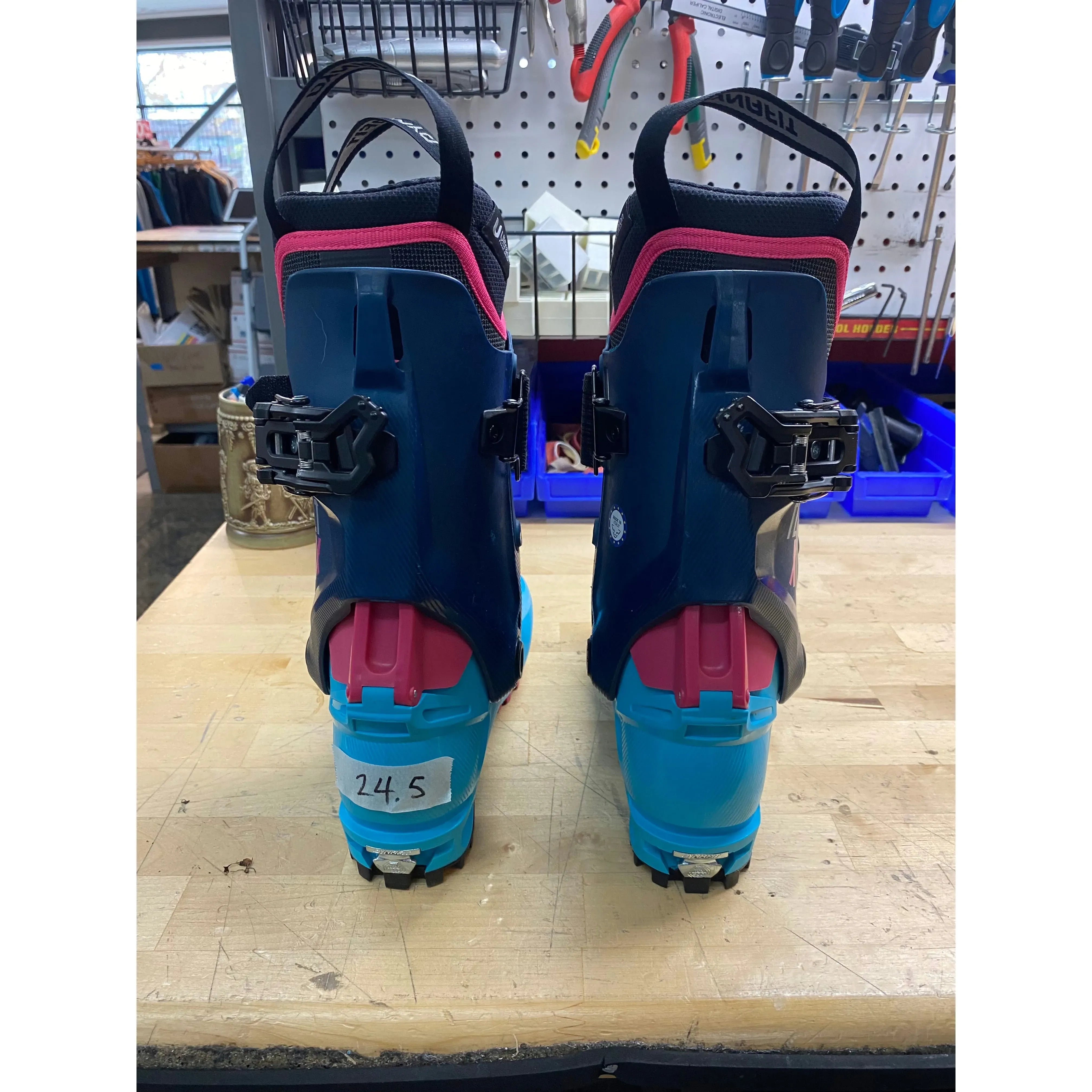 Used 24.5 Dynafit W TLT X Alpine Touring Boot Used Boots Cripple Creek Consignment